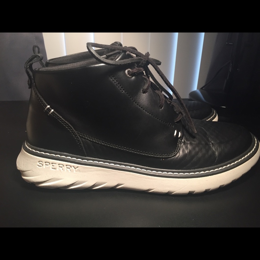 Sperry black chukka boots size 9